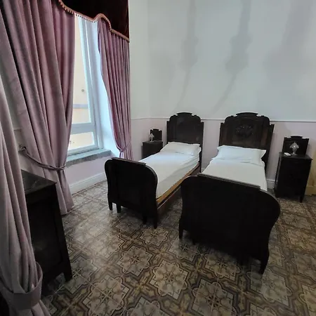 Art House Venusio * نابولي